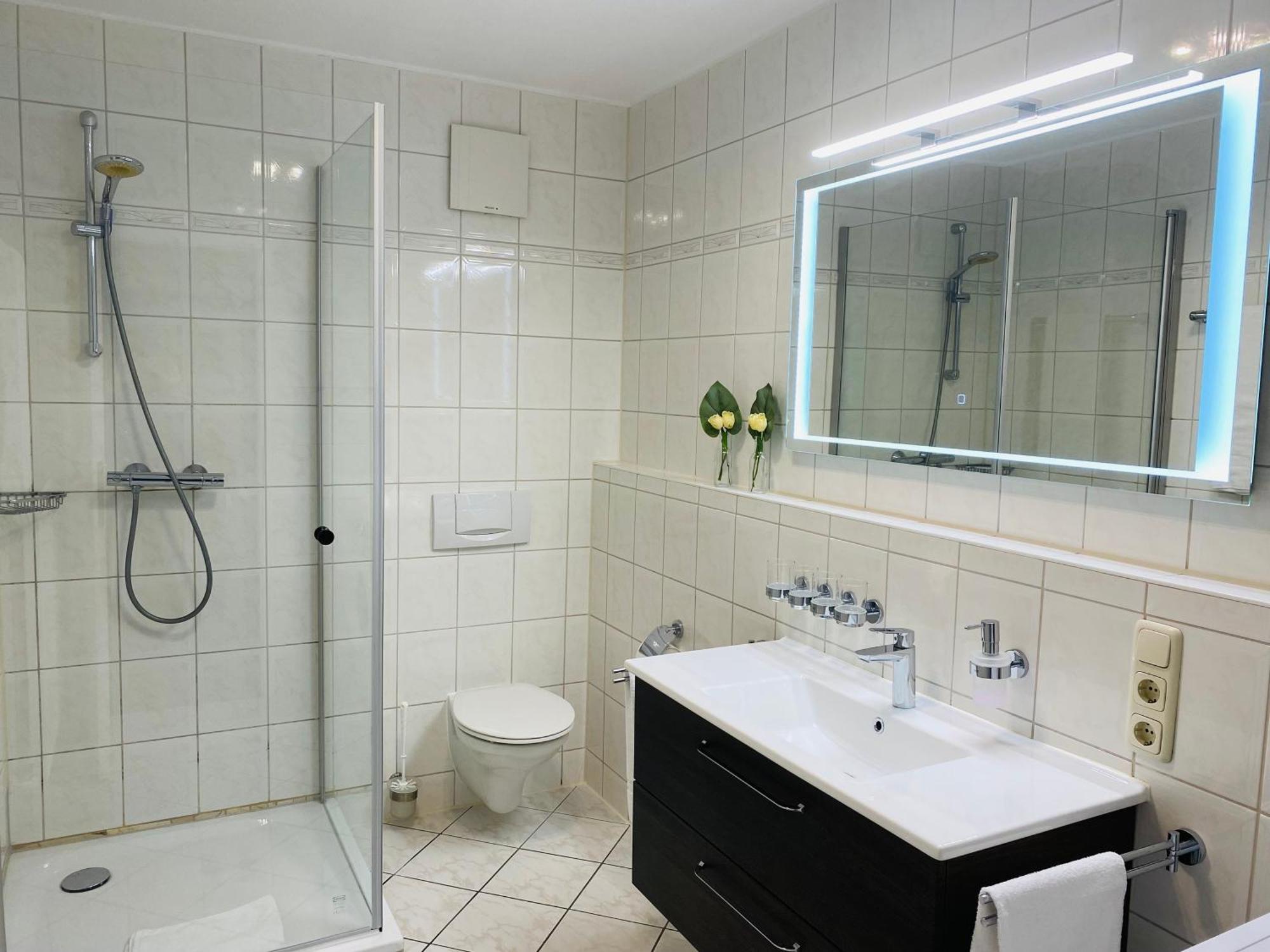 Ostseeurlaub-Goehren Ferienwohnung Sanddollar Im Haus Strandeck Exterior foto
