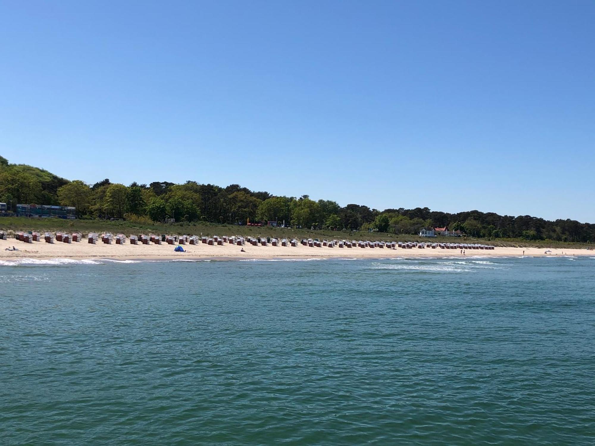 Ostseeurlaub-Goehren Ferienwohnung Sanddollar Im Haus Strandeck Exterior foto