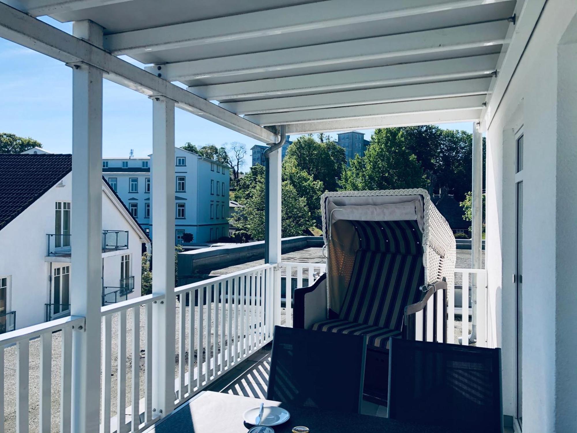 Ostseeurlaub-Goehren Ferienwohnung Sanddollar Im Haus Strandeck Exterior foto